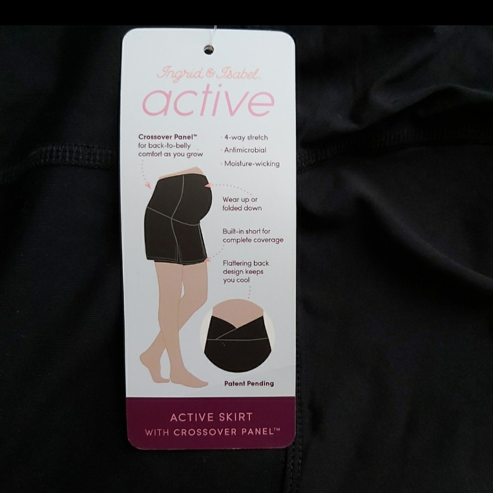 Ingrid & Isabel ACTIVE SKIRT With crossover panel.